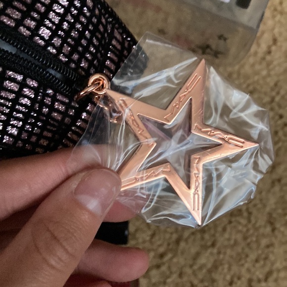 MAC Starlit Lip Bag: Red NWT - Picture 3 of 11